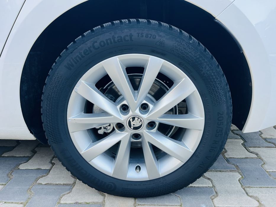 Skoda octavia 2019 4X4