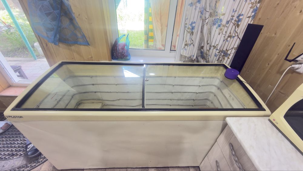 Продам холодильник морозильник