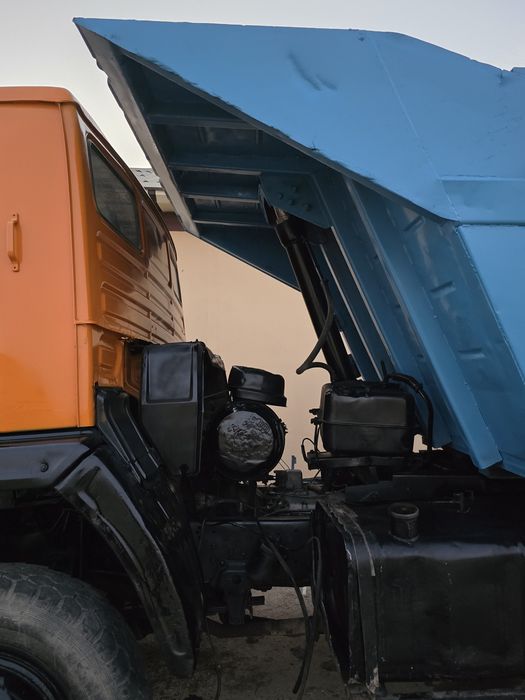 Камаз самосвал сотилади