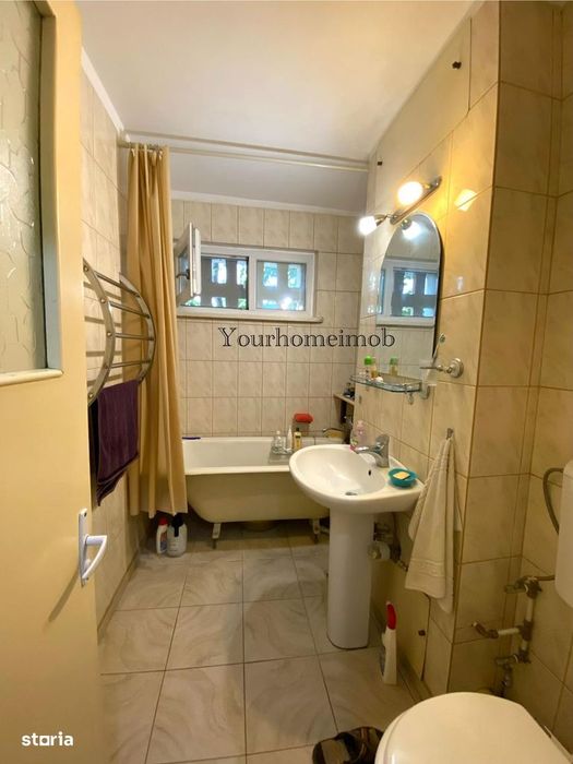 Apartament 2 camere semidecomandat, Valea Roșie – Zona Piața1/4