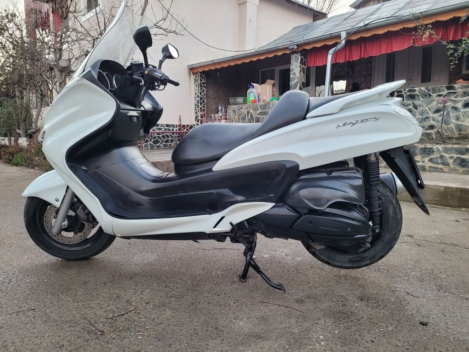 Yamaha majesty 400