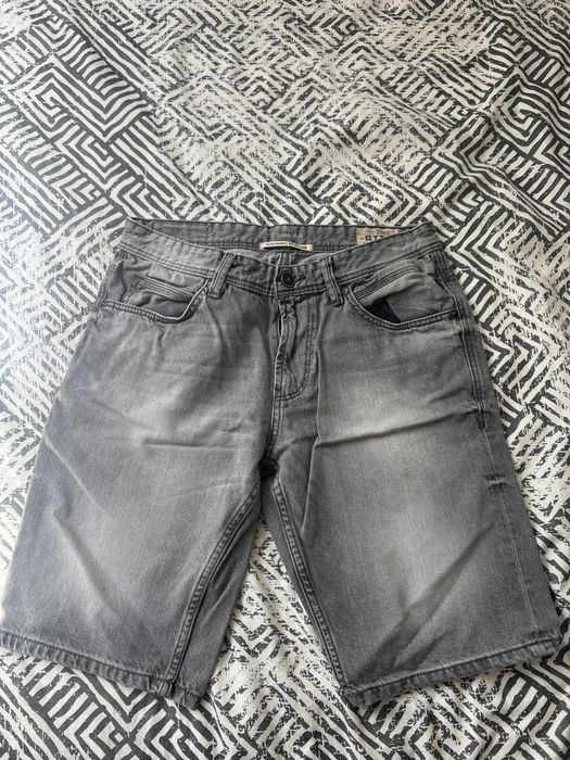 Pantaloni Scurti de Blug