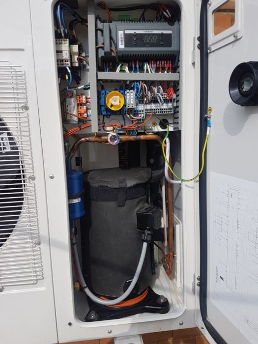 Reparatii frigidere,vitrine,lazi frigorifice, masini de spalat,aer con