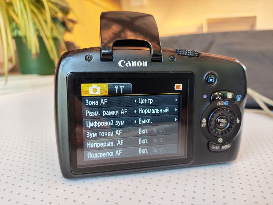 Фотоаппарат Canon power shot SX120IS