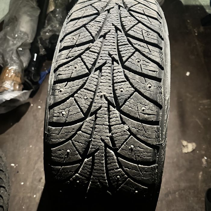 Резина 215/65R16