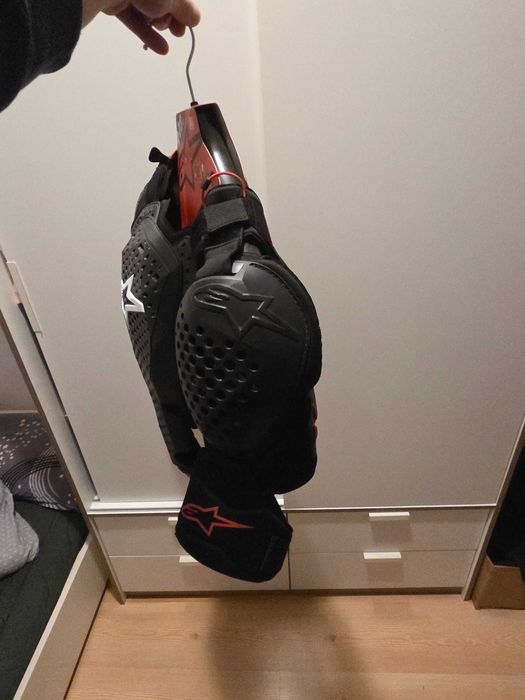 Alpinestars A10 V2 full chest protector