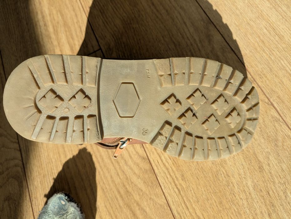 Детски зимни ботуши. Размер 35