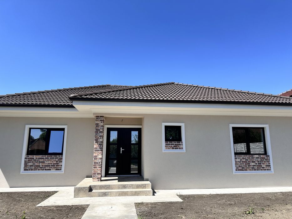 Casă pe parter Sânmihaiu Român