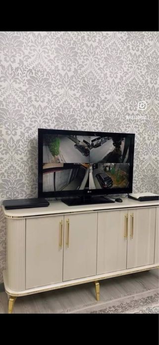 Уй сотилади “Уч қаҳрамон” да