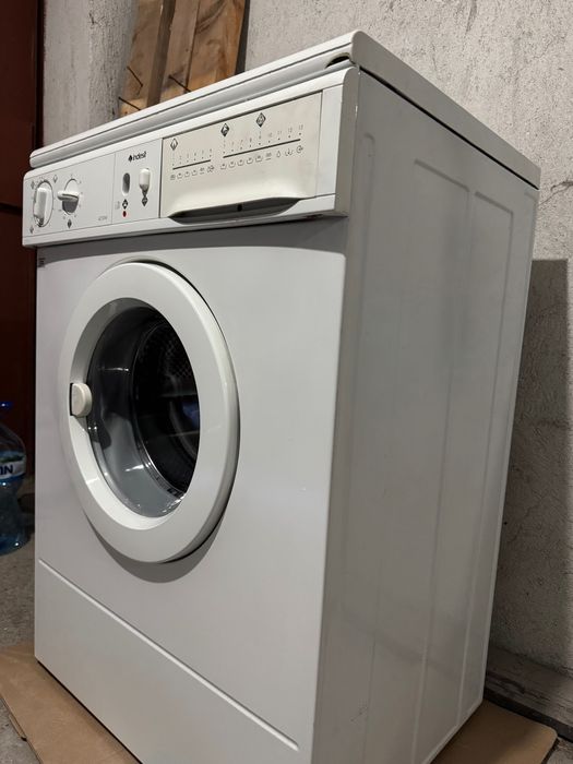Пералня марка indesit