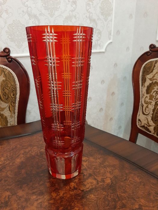 Продам вазу советского производства в отличном состоянии