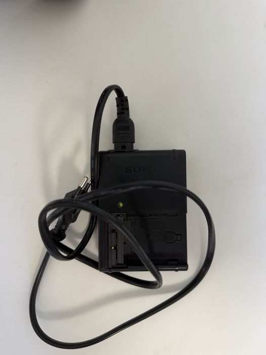 Продам фотоаппарат Sony a200