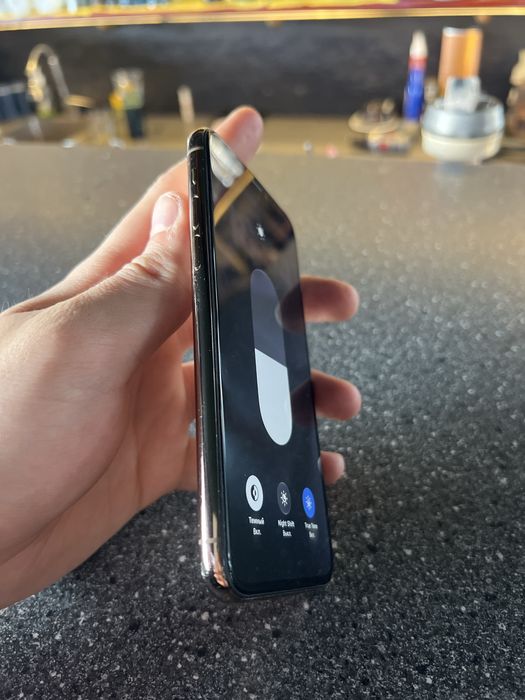 Iphone 11pro gold