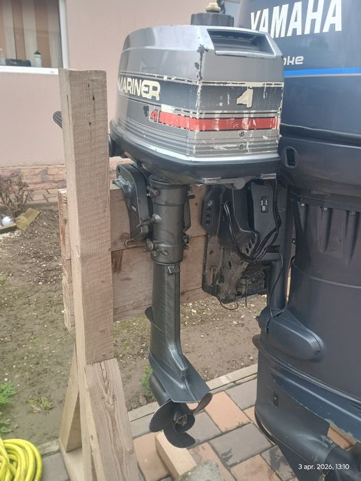 Barca gonflabila cu motor