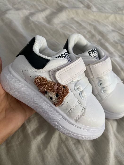 Încălțăminte pentru copii