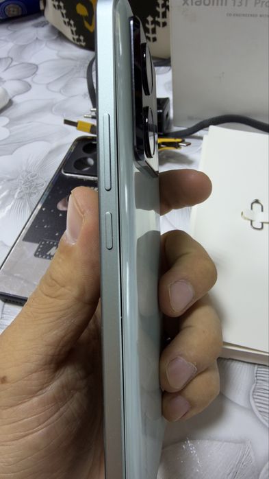 Xiaomi 13t pro 5G 12+12\256 GB