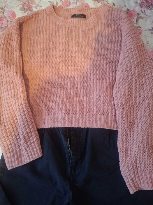 Зимна блуза в цвят пепел от рози