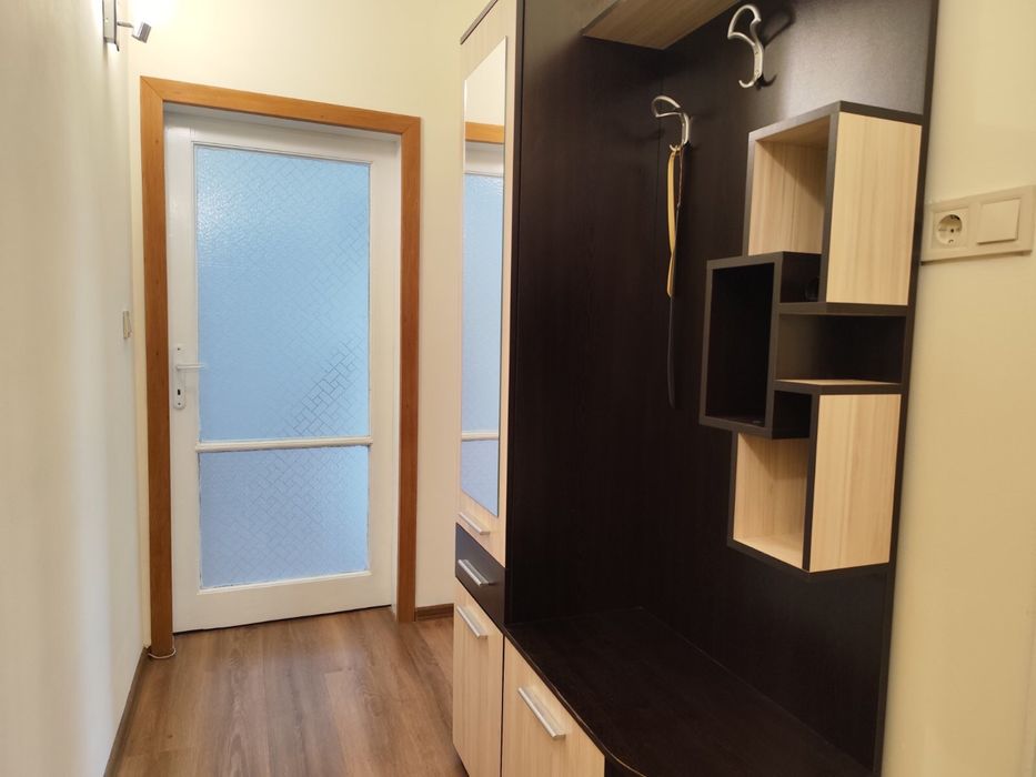 Дава се под наем Двустаен апартамент в София, Гоце Делчев - 60 кв.м за 620 € - Снимка #1