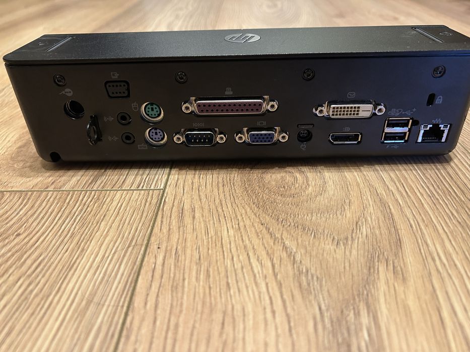 Docking Station HP pentru laptop
