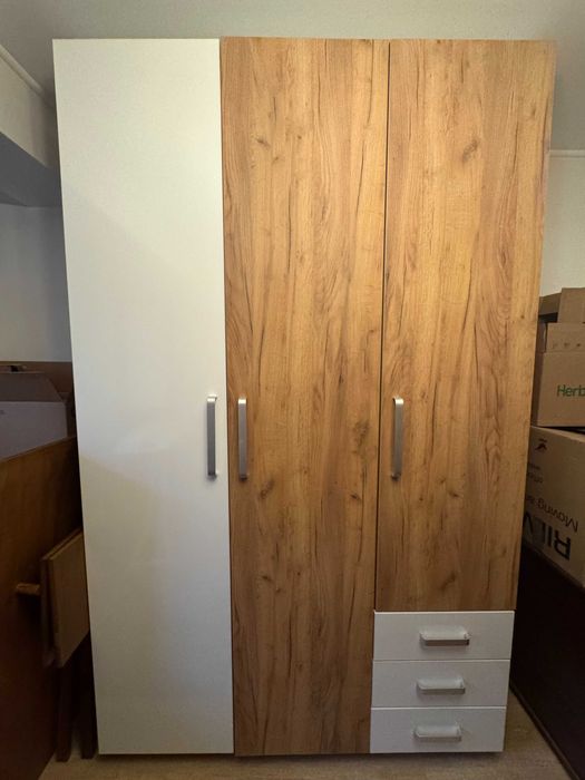 Sifonier modern pe comandă – 247x150x52 cm, nou, impecabil