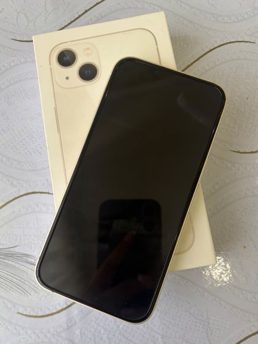 iPhone 13 идеал 128 гб .