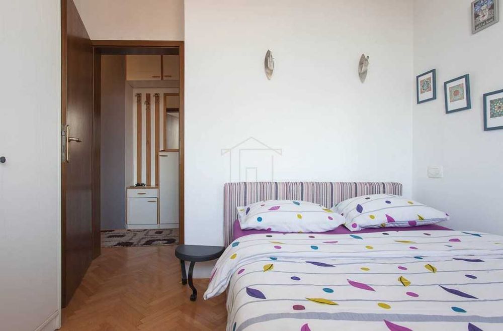 Дава се под наем Двустаен апартамент в Пловдив, Каменица 1 - 56 кв.м за 204 € - Снимка #5