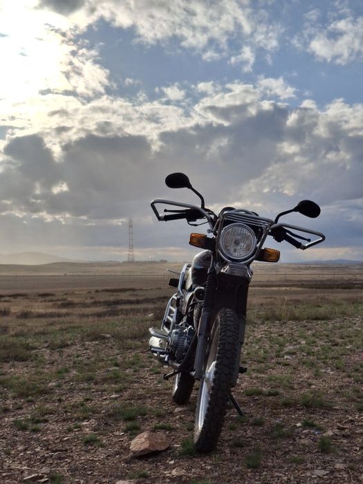 Мотоцикл 200куб.