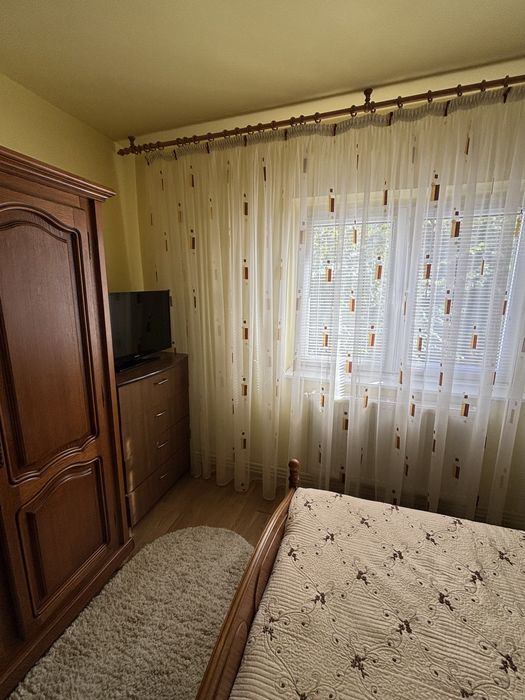 Apartament cu 2 camere de închiriat
