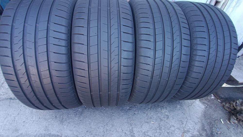 285/40/21 Bridgestone