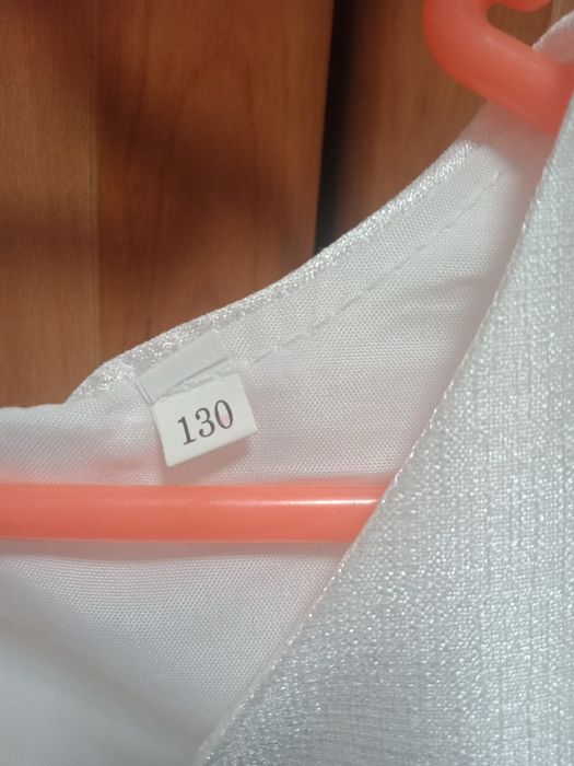 Продам красивое белое платья