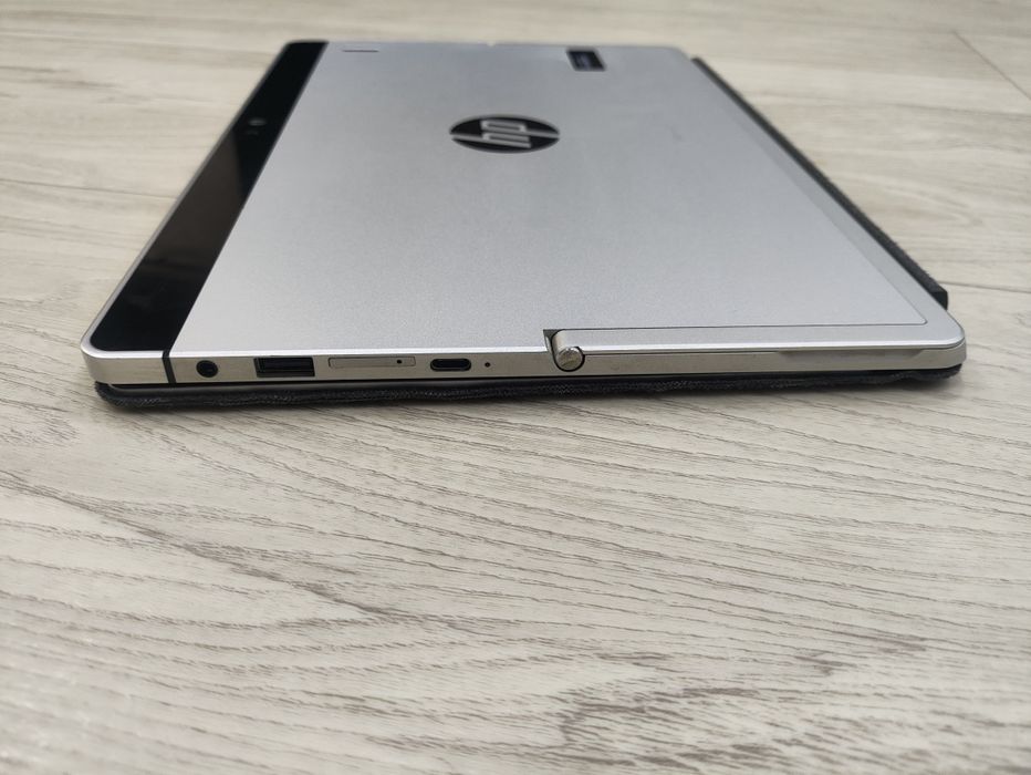 HP elite X2 1012 G1 8/256GB
