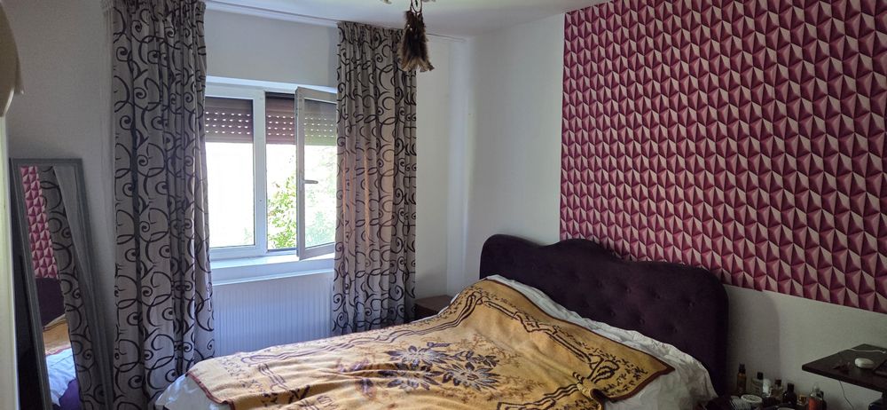 Apartament 3 camere,decomandat , zona Coressi Mall