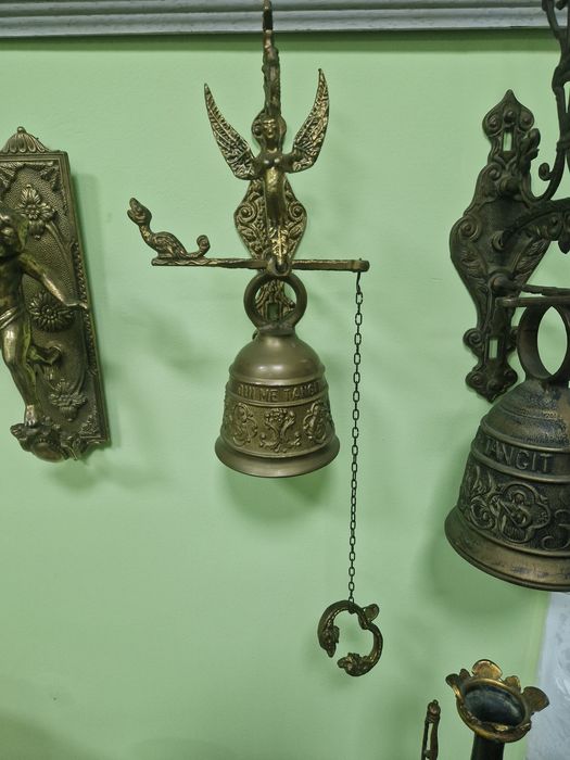 Чудесна антикварна белгийска бронзова камбана