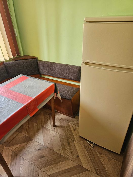 Тристаен апартамент под наем