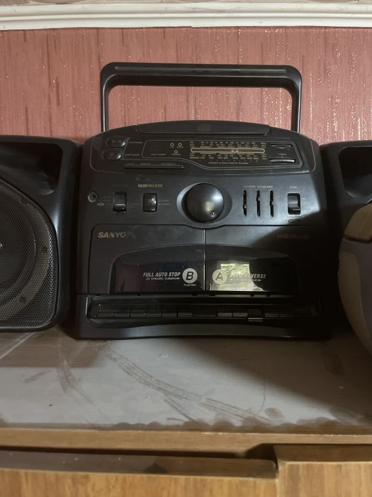 Деккер, сд и фм тюнер