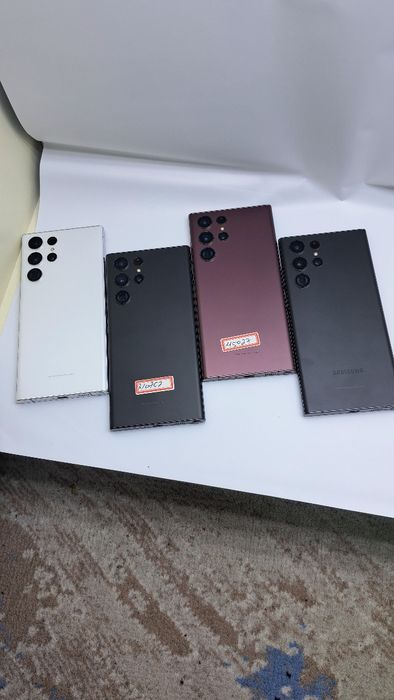 Samsung S22 Ultra xotirasi 12/256Gb