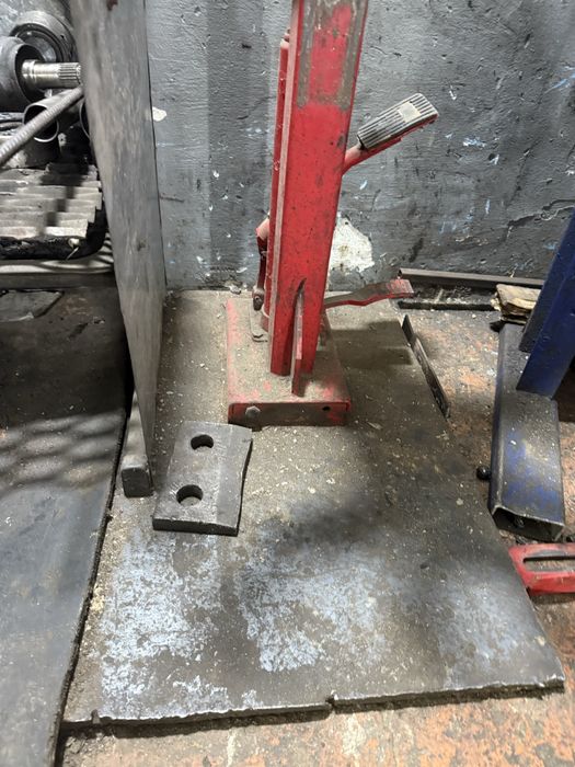 Продам стяжку пружин