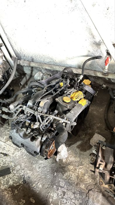 Двигатель EJ20 мотор на субару импреза легаси форестер