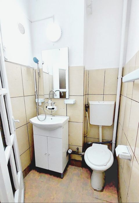 Nou!!! Închiriez garsoniera confort 3 in zona centrală din Micro 14