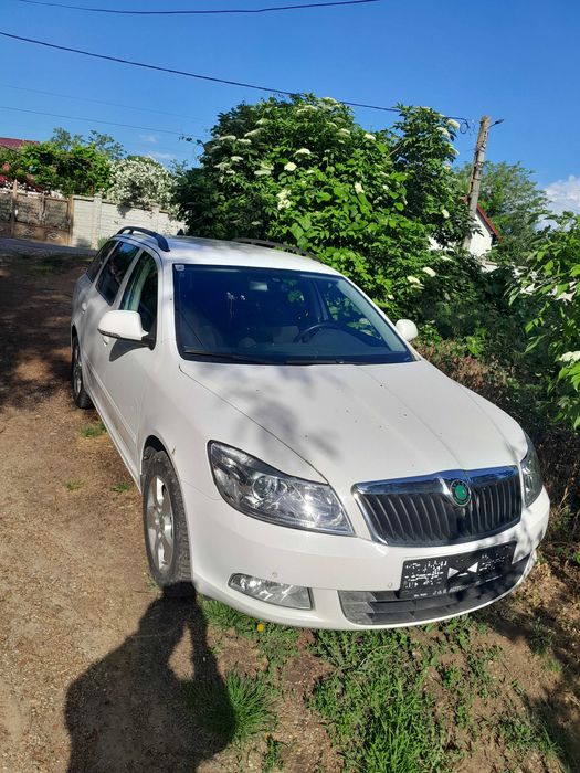 Autoturisme auto