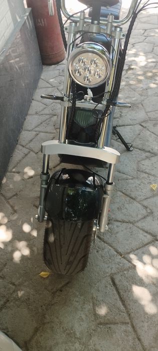 Скутер  > только 2 месяца назад купил