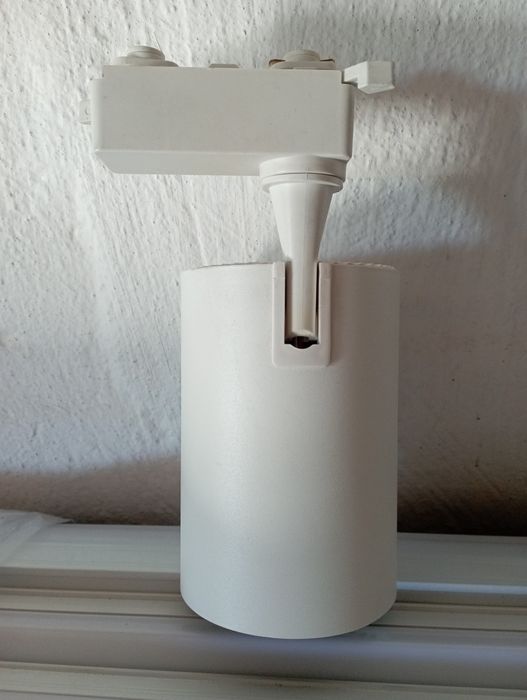 Трекерный светильник