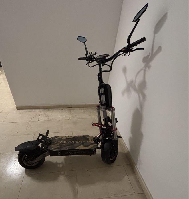 Trotineta electrica Laotie Ezotron angwat kukirin joyor