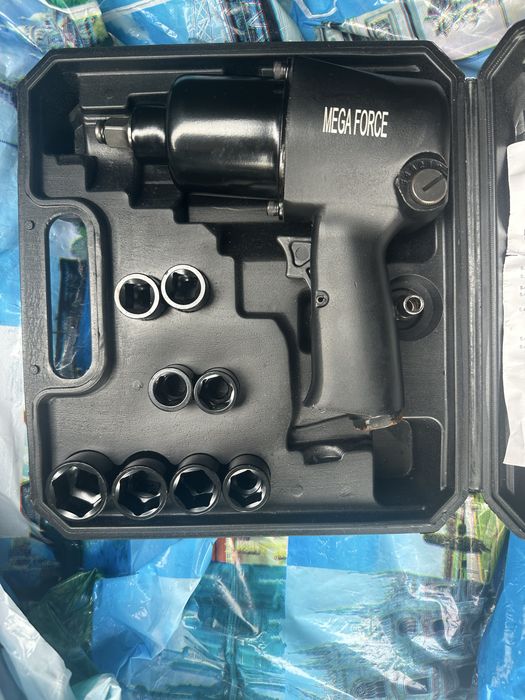 Гайковерт пневматический