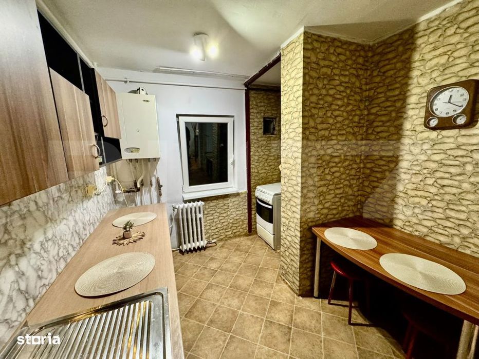 Apartament cu 2 camere, 45 mp, zona Garii