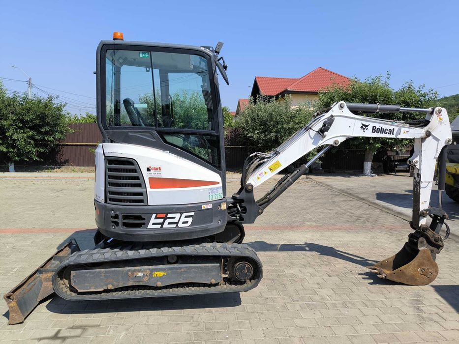 Bobcat E26 Mini Excavator 2013 – 2.6T, impecabil