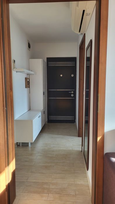Apartament 3 camere spre inchiriere