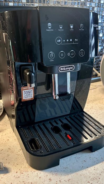 Espressor De’Longhi Magnifica Start