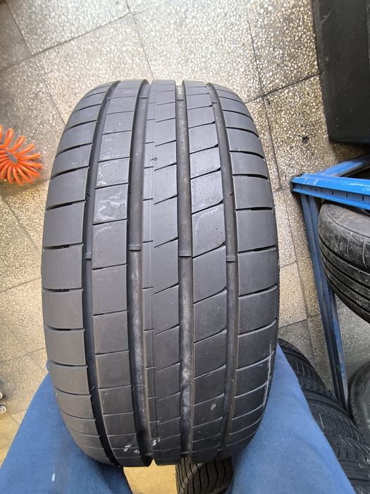 225 45 18 Goodyear Летни 2бр.