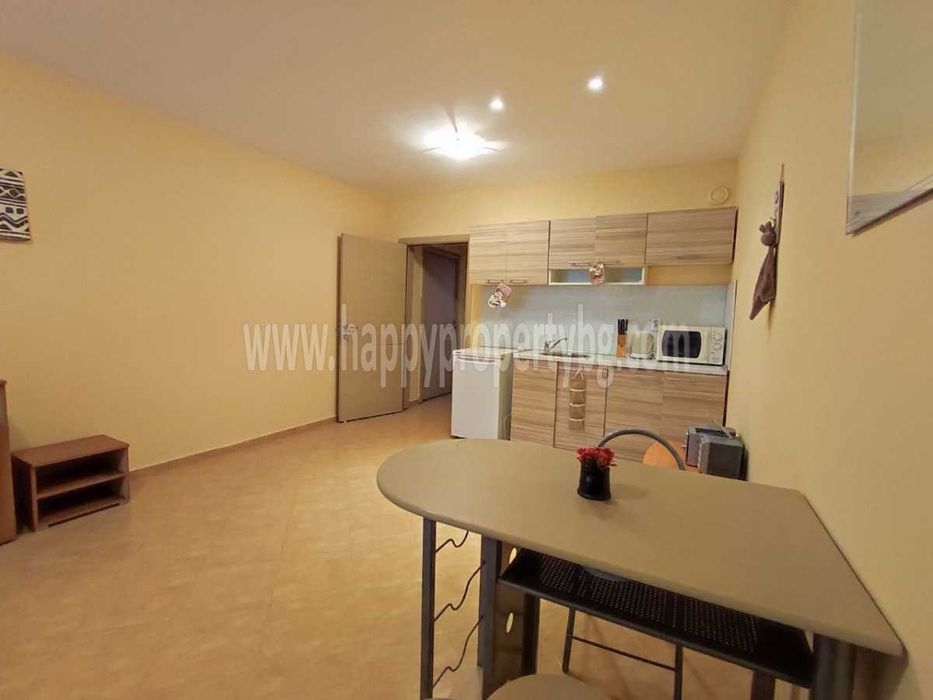 Продава се Двустаен апартамент в к.к. Слънчев бряг - 60 кв.м за 1015 €/кв.м - Снимка #1